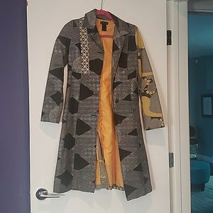 👏 Stunning and unique Custo Barcelona S coat with yellow/gold lining EUC 👏